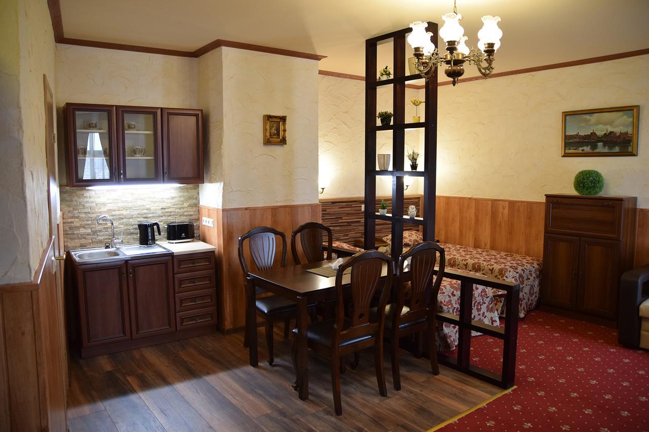 Hansa Apartment Tartu Bagian luar foto